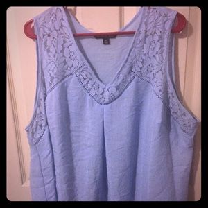 3/$15 sale! Lightweight tank with lace accent
